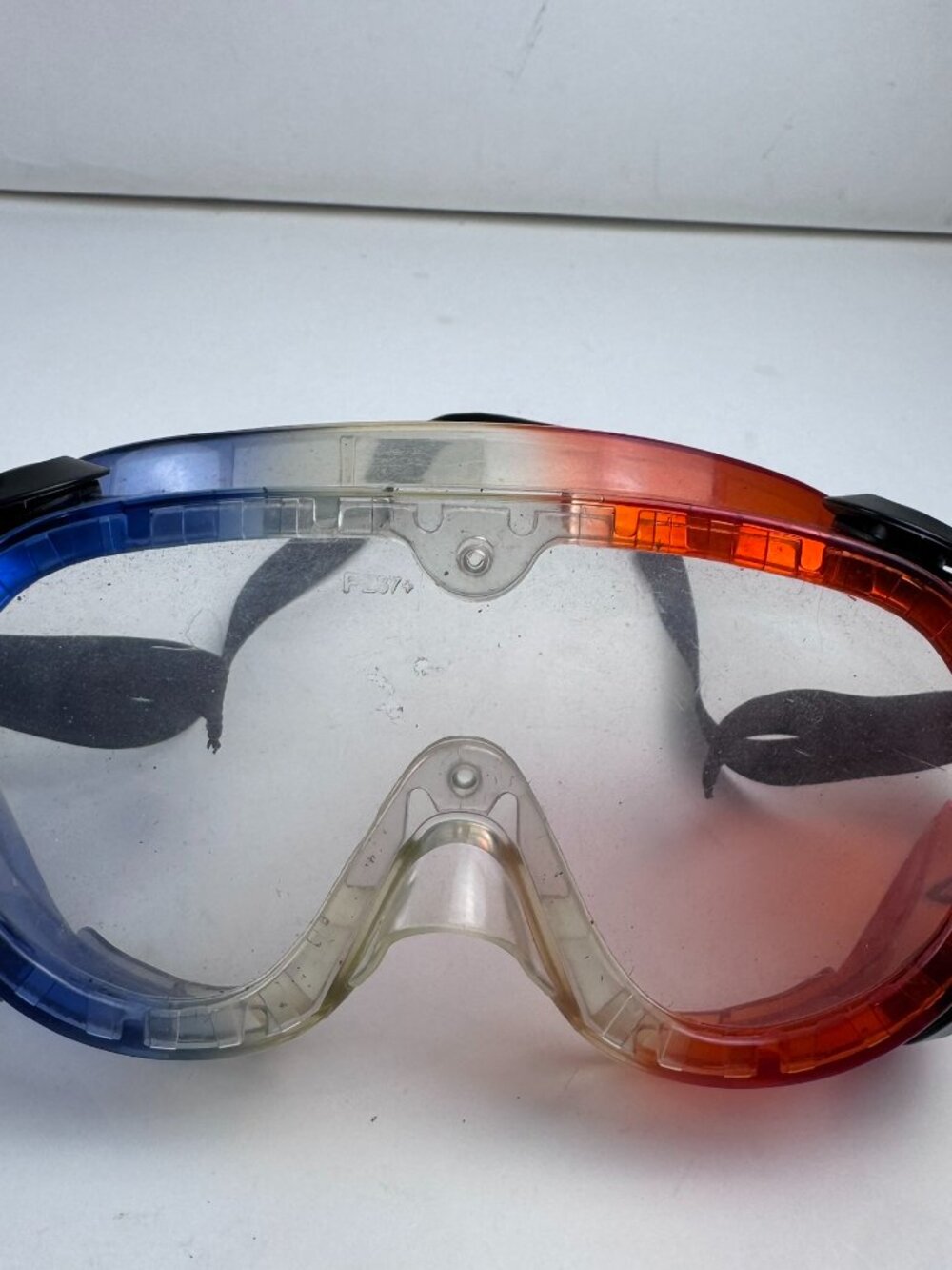 Flinn Scientific Red White Blue Safety Goggles ANSI Z87+ D3Chemistry Lab 6" Wide